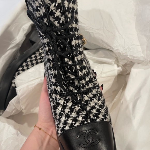 Chanel Tweed Boots - Picture 4 of 8